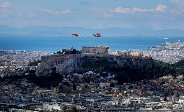 Повече българи посрещат Нова година в Гърция