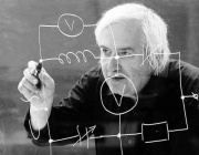 Теодосий Теодосиев-Тео: Училището се нуждае от ред, тишина и дисциплина, а смартфоните нямат място в класната стая