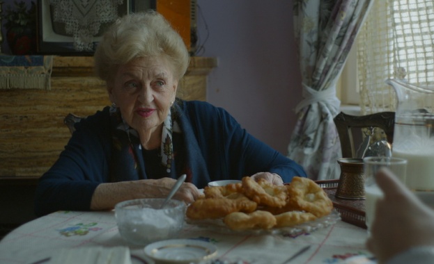 Двама пътешественици във времето започват своето приключение на връх Великден