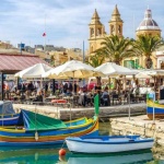 Малта ще плаща на туристите да посетят страната това лято