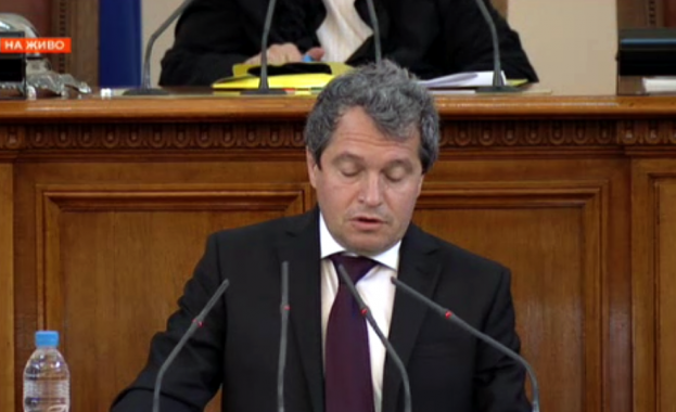 Тошко Йорданов: Няма нужда да се лъжем, че този парламент едва ли ще изкара пълния си мандат 