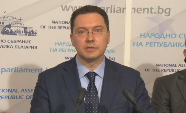 Кабинет ГЕРБ СДС няма да получи подкрепа от нито