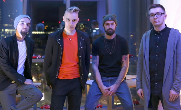 Българската поп рок група INNERGLOW посреща пролетта с нова супер