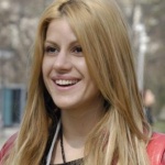 Магдалена Ангелова: „Много сме упорите в поддържането на завесата на заблудата и илюзията"