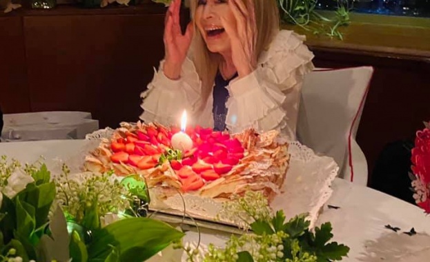 В съботния ден примата на българската музика Лили Иванова отпразнува