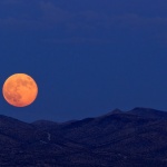 Недейте да покорявате света, но...