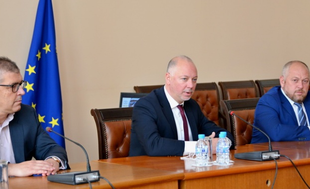 Създадена е организация за обслужване на пътниците във връзка с