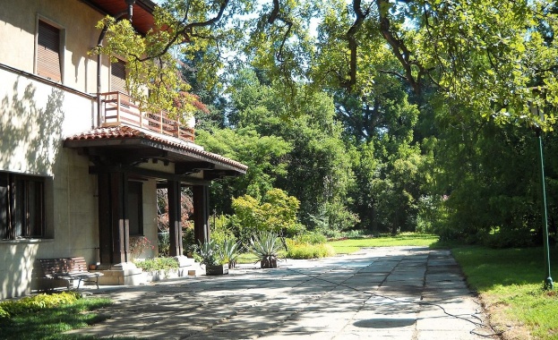 Години наред дворецът Кричим беше недостъпен но отскоро вратите му