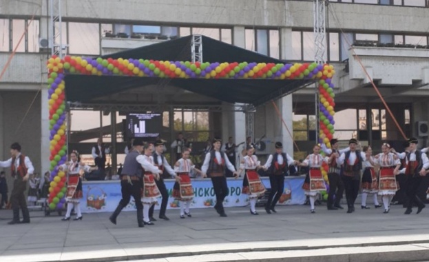 Тази година заради пандемията от коронавирус и за да се