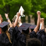 Близнаци бяха приети в 15 престижни университета едновременно