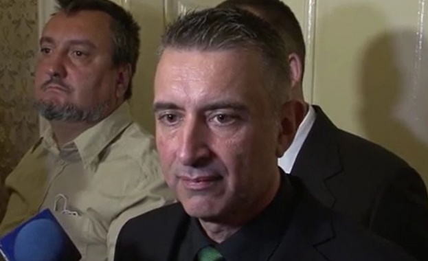 Листите за предстоящите предсрочни парламентарни избори на Има такъв народ