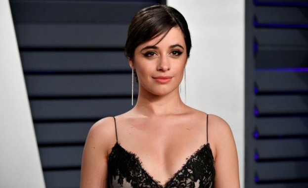 Филмовият мюзикъл Пепеляшка отбелязващ дебюта на певицата Камила Кабейо като