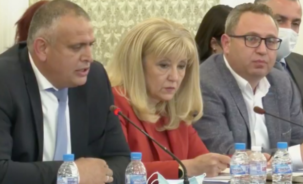 След държавната компания Булгартрансгаз и Автомагистрали обяви че комисията по