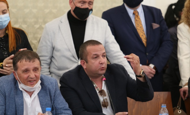 Инвеститорите в Градус са ощетени с повече от 24 милиона