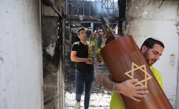 Примирието между Израел и палестинската групировка Хамас влезе в сила