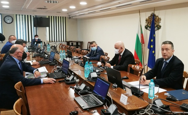 Висшият съдебен съвет ВСС да изготви анализ на резултатите от