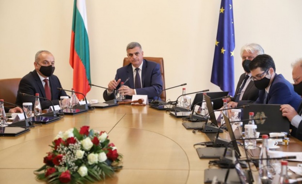 Normal 0 21 false false false MicrosoftInternetExplorer4 Трима зам министри на