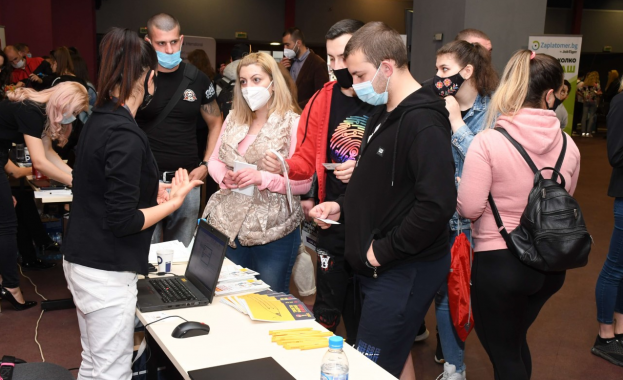 Най старият кариерен форум у нас е единственото изложение за търсене