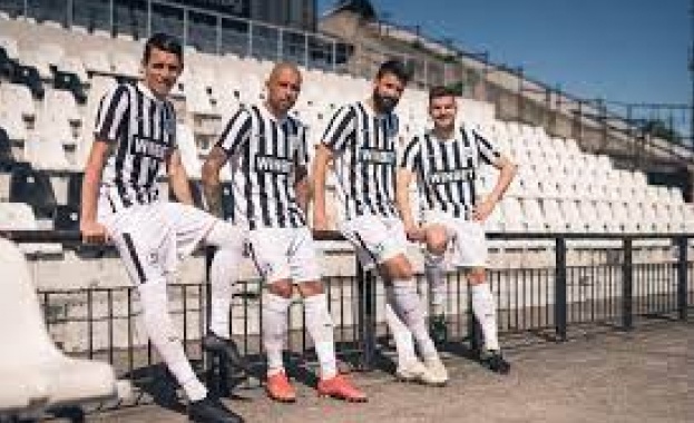 ПФК Локомотив Пловдив представи официално новите екипи на отбора за