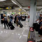 Испания позволява влизането на туристи без ограничения от няколко държави извън ЕС 