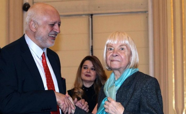 Най високите отличия на МК получиха 63 творци и артисти от