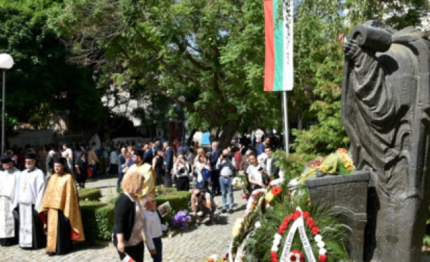 Честванията за 24 ти май в Пловдив започнаха с тържествена литургия