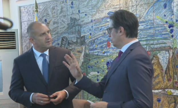 Държавният глава Румен Радев и президентът на Северна Македония Стево