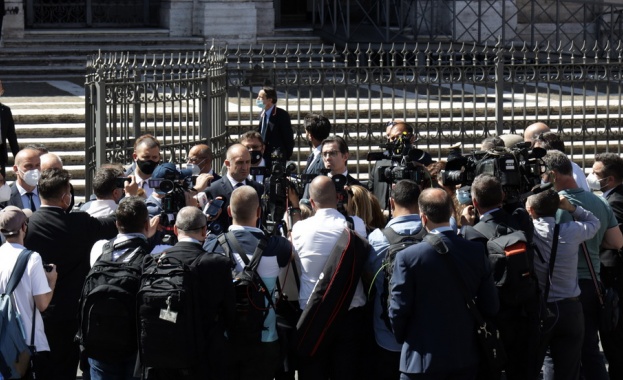 В третия ден от визитата си в Италия президентът Румен