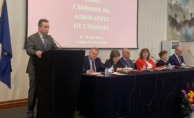 Министърът на правосъдието проф Янаки Стоилов отправи приветствие към Общото