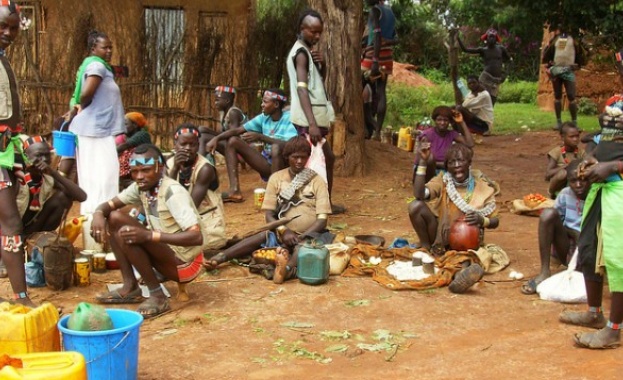 В опит да избягат от лошото време и преодолявайки страха