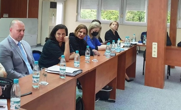 Заместник министърът на правосъдието Мария Павлова свика Национално съвещание на което