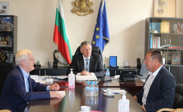 Националната здравноосигурителна каса и Българският лекарски съюз започват преговори за