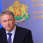 Министърът на здравеопазването д-р Стойчо Кацаров се ваксинира срещу COVID-19