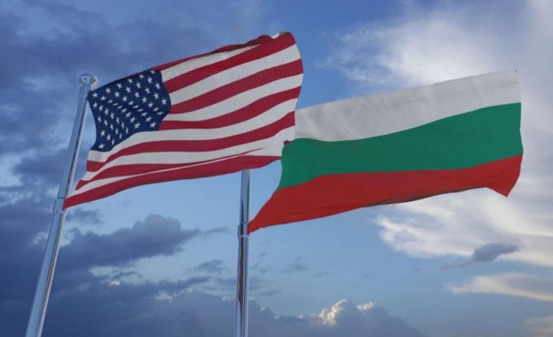 Много партии и политически лидери излязоха със становища и коментари