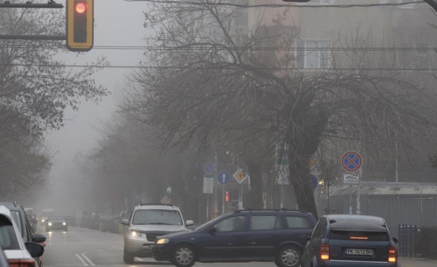 Столичен инспекторат предприема извънредни проверки заради замърсения въздух в София.