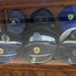 Откриват изложба с полицейски шапки и униформи в Бургас 