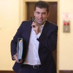 Държавна фирма - това звучи... губещо 