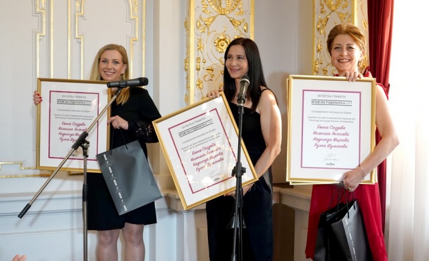 Екипът за жестов превод на БНТ със специална награда на „Мъж на годината“