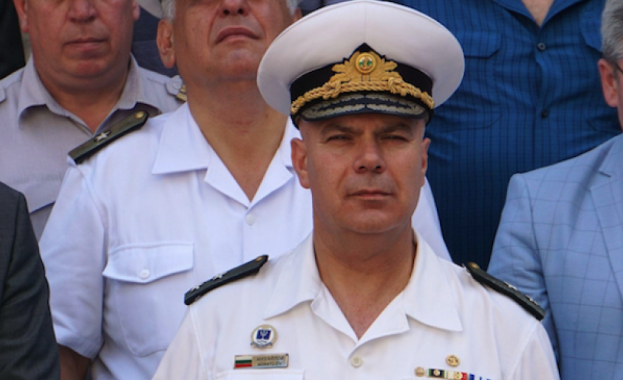 Контраадмирал Кирил Михайлов: ВМС подпомогнаха дейностите на МСКЦ в операцията по търсене и спасяване на екпажа на потъналия рибарски кораб във водите на Черно море