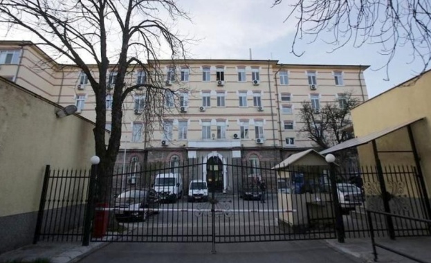 Двама надзиратели от ареста на „Г. М. Димитров“ са отстранени от длъжност заради тежки дисциплинарни нарушения