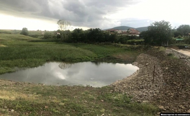 Язовир Пазар дере е празен и затревен Това каза служебният