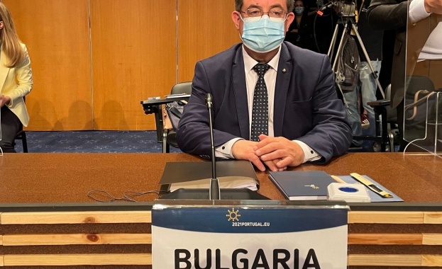 На фермерите следва да бъдат предоставени адекватни икономически стимули за