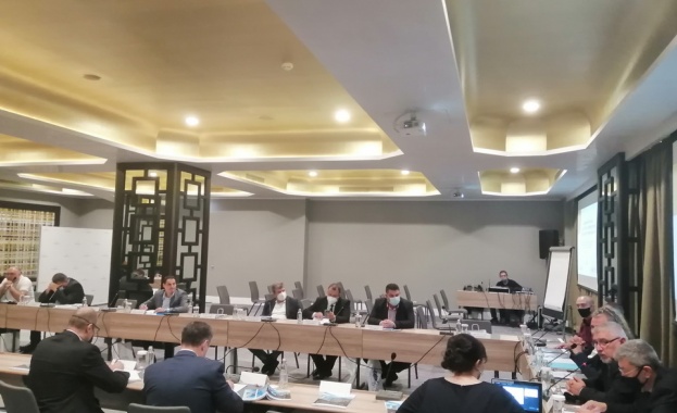 Пред СФСМВР Зафиров и Иванов изтъкнаха нуждата от нормално заплащане