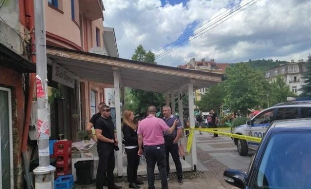 Задържаният за обира на банка в Дупница 24 часа син