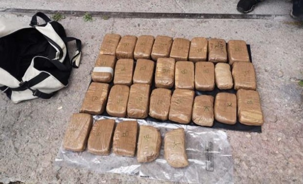 Специализирана полицейска операция е проведена вчера в късния следобед в