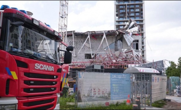 Трима души загинаха при срутване на училищна сграда в строеж в Антверпен