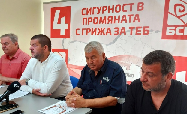 Новоизграденият частен паркинг за тирове до граничния пункт Капитан Андреево