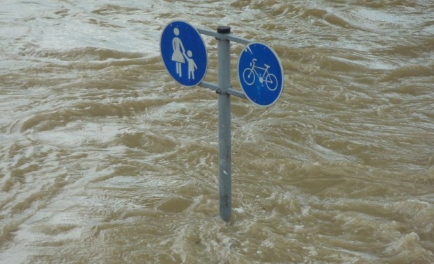 200 евакуирани след наводнения в Турция 