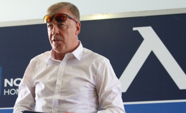 Мажоритарният собственик на ПФК Левски Наско Сираков потвърди че повече