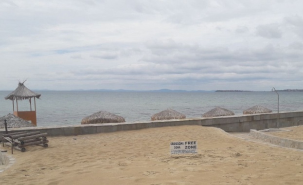 Спасителите по морето от години настояват за създаването на плажна